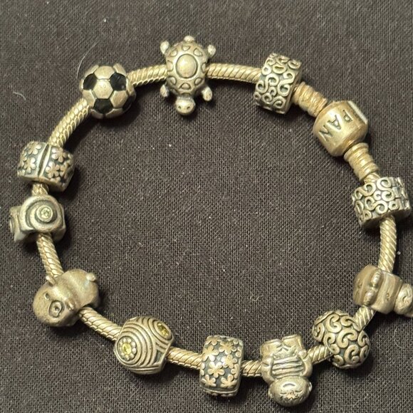 Vintage Pandora Silver Bracelet with 10 Charms 2 Spacers - Picture 1 of 3